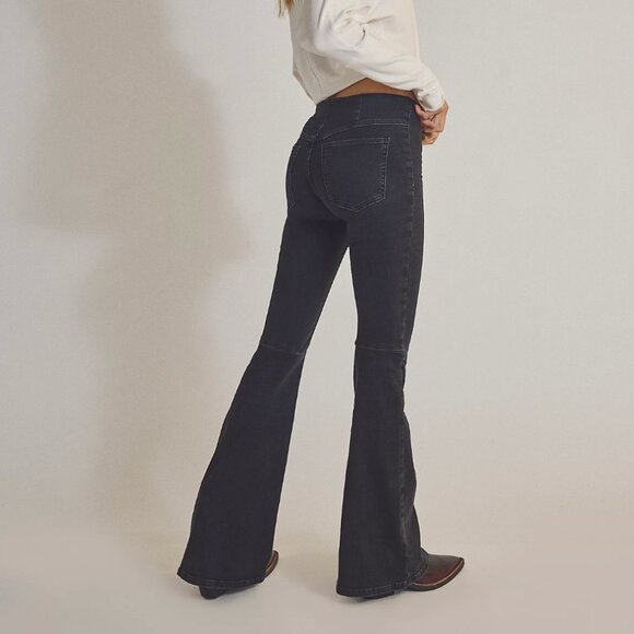 We The Free Penny Pull-On Flare Bell Bottom Jeans in Black SZ 26 - Picture 3 of 8